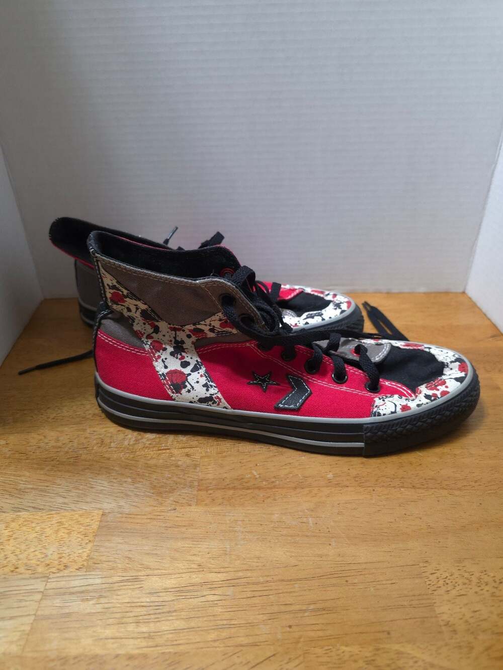 Converse All Star Chuck Taylor High Top Sneakers Red Grey Black Paint Splatter - Picture 3 of 7